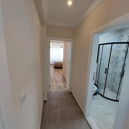 Royal 4 Apartment