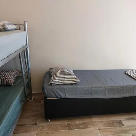 Apartment Royal 4 *